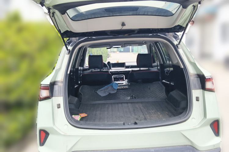 Used Wuling Asta 2021 1.5T CVT Starlight Edition Trunk