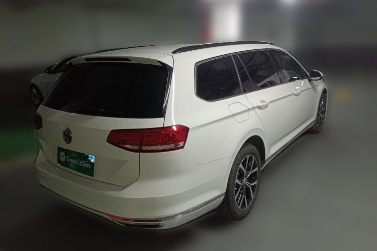 Used Volkswagen Variant 2017 380TSI Two-Wheel Drive Comfort Edition