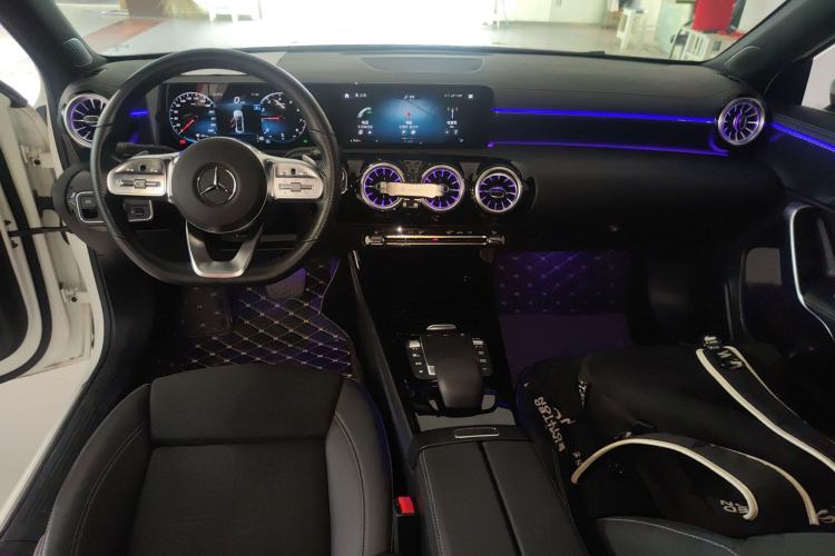 Used Mercedes-Benz A-Class 2022 Second Facelift A 200 L Sport Sedan Fashion Version