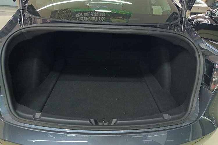 Used Tesla Model 3 2019 Long-Range Rear-Wheel-Drive Version
