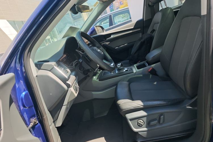 Used Audi Q5L 2018 45 TFSI Prestige Fashion Edition China V Emission Standard Left Front Seat