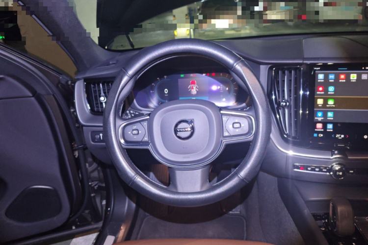 Used Volvo XC60 2022 B5 4x4 Zhiyi Luxury Edition Steering Wheel