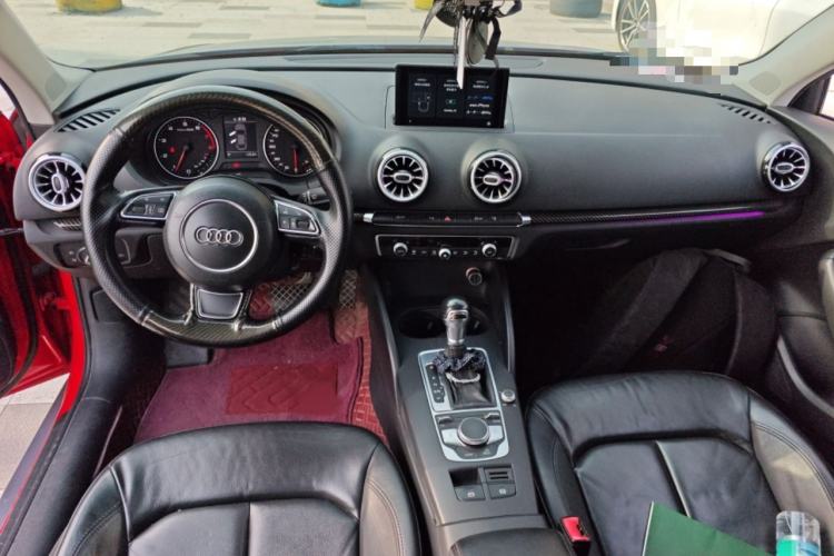 Used Audi A3 2014 Limousine 35 TFSI Automatic Comfort Model Interior 2