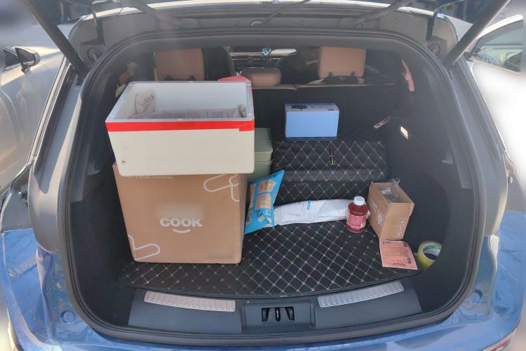 Used Lincoln Corsair 2020 2.0T Four-Wheel Drive Prestige Edition Trunk