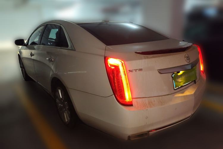 Used Cadillac XTS 2015 28T Comfort Model Rear Left 45 Deg