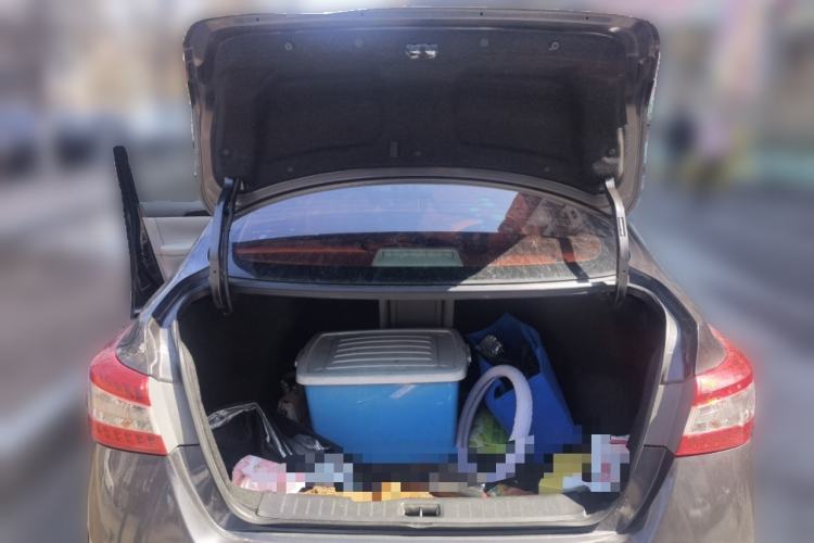 Used Nissan Sylphy 2012 1.6 XL CVT Luxury Edition Trunk