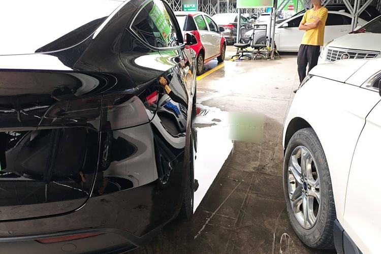 Used Tesla Model Y 2022 Rear-Wheel-Drive Version