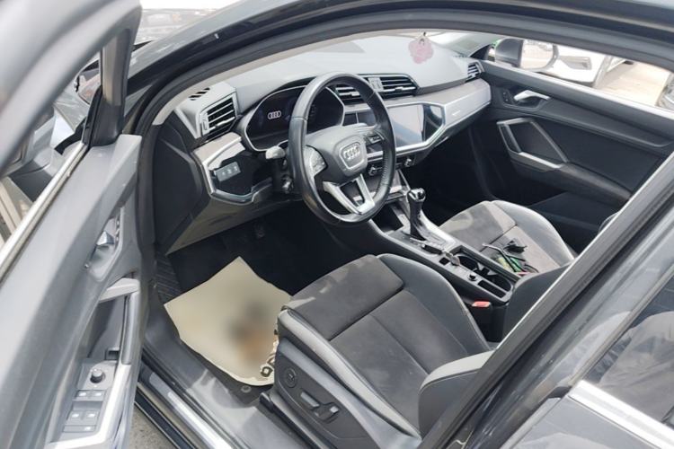 Used Audi Q3 2019 35 TFSI Advanced Dynamic Edition