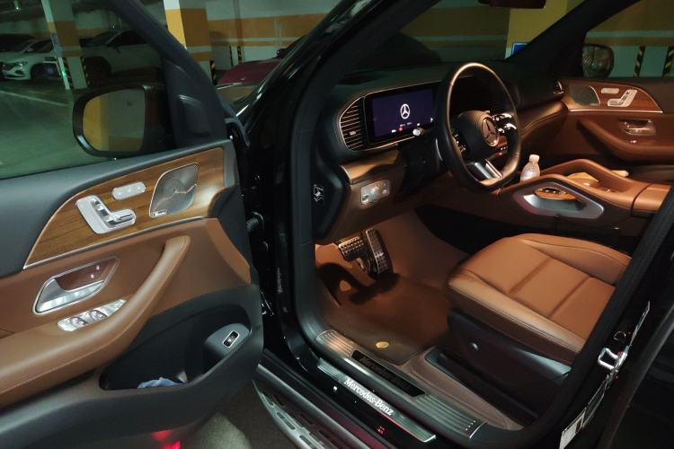 Used Mercedes-Benz GLS  Driver Seat