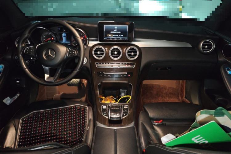 Used Mercedes-Benz GLC 2019 GLC 260 4MATIC Luxury Model