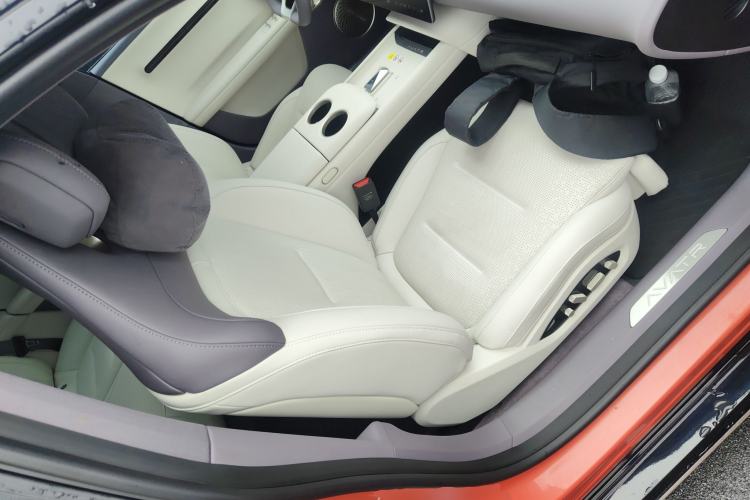 Used Avatr 06 2025 Pro Range-Extended Edition Right Front Seat