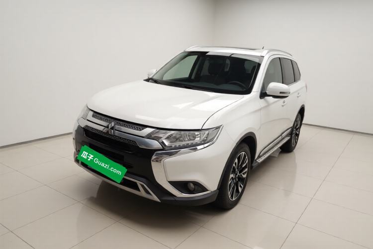 Used Mitsubishi Outlander 2019 2.0L Two-Wheel Drive Comfort Edition 5 Seats China VI Standard