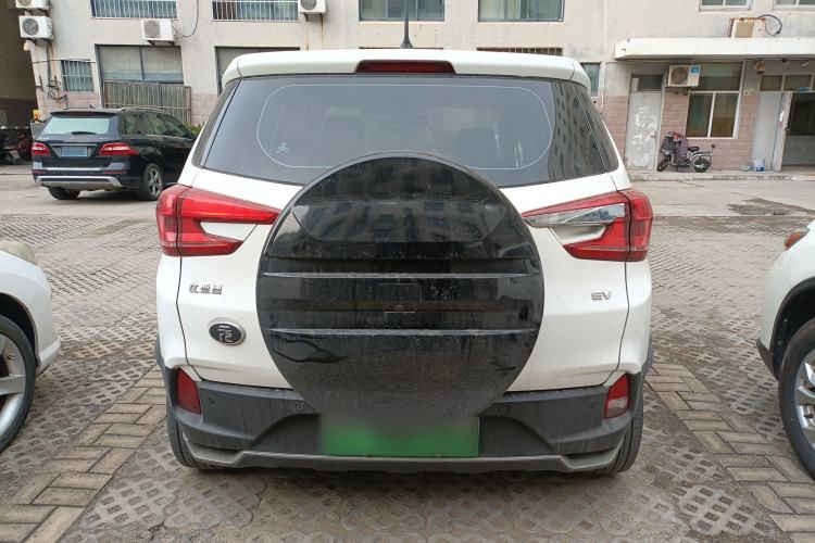 Used BYD Yuan New Energy 2019 EV535 Smart Connect Trendsetting Model
