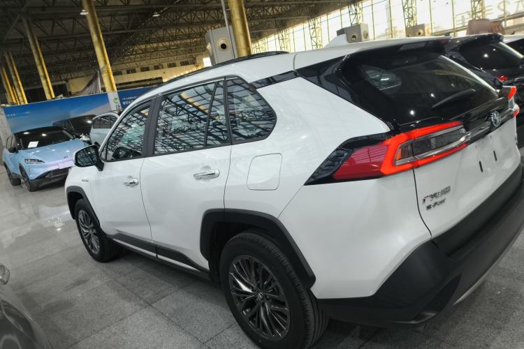 Used Toyota Wildlander 2023 Dual-Motor 2.5L E-CVT Four-Wheel Drive Prestige Edition