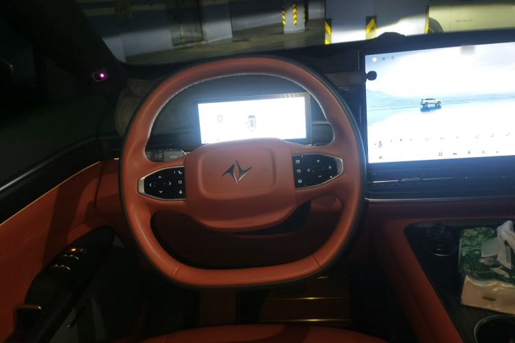 Used Dongfeng eπ eπ008 2024 210Max Range-Extended Version 6 Seats