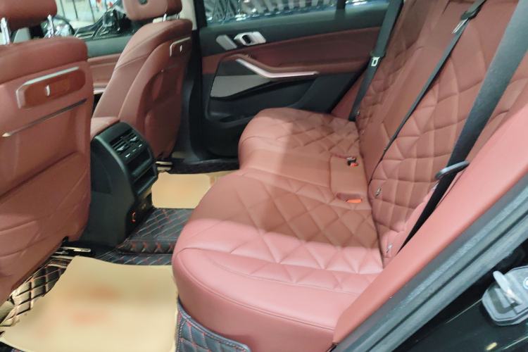 Used BMW X5 2023 xDrive 30Li Luxury M Sport Night Edition Package
