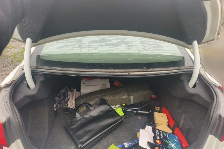 Used Chevrolet Malibu 2014 2.0L Automatic Luxury Edition Trunk