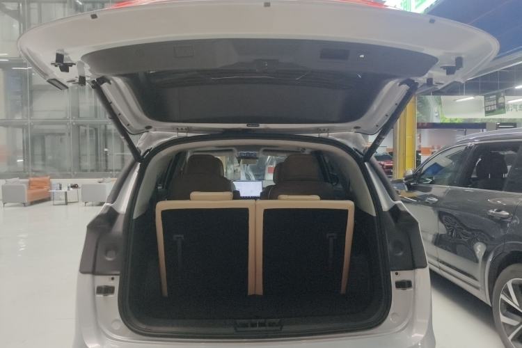 Used JETOUR Shanhai L9 2025 1.5TD 2DHT Flagship Edition 6 Seats Trunk