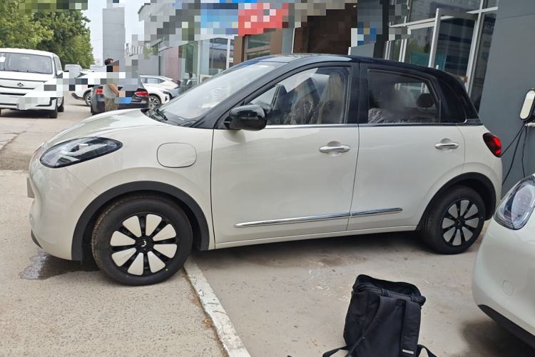 Used Wuling Bingo 2024 410 km Lingxi Deluxe Edition