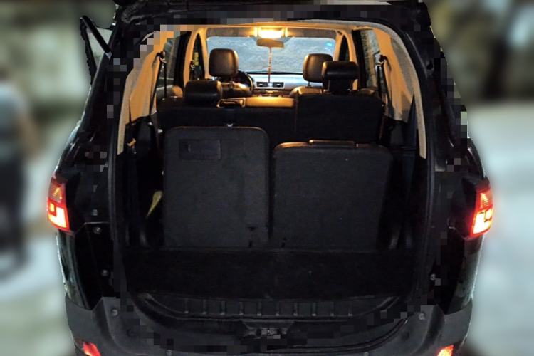 Used Dongfeng Fengon 370 2016 1.5L Manual Standard Edition SFG15-02 7 Seats Trunk