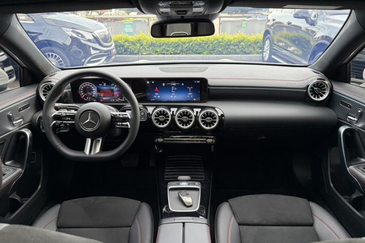 Used Mercedes-Benz A-Class 2025 A 200 L Fashion Model
