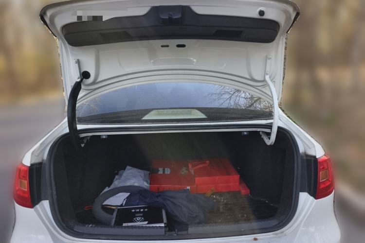 Used Volkswagen Sagitar 2014 1.6L Automatic Comfort Model Trunk