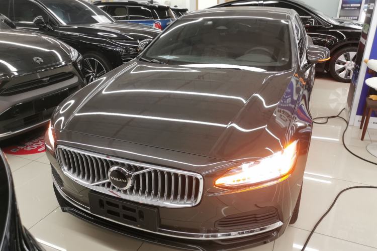 Used Volvo S90 New Energy 2022 Restyled T8 E-Drive Hybrid Zhiyi Luxury Edition Front