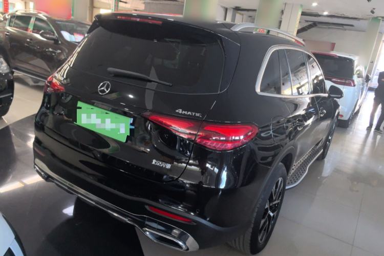 Used Mercedes-Benz GLC 2023 Facelift GLC 260 L 4MATIC Dynamic Version 5 Seats