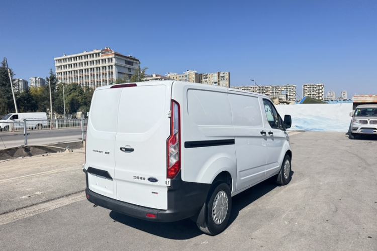 Used Ford Transit 2019 2.0T Diesel Van Short Wheelbase Low Roof 3-Seater China VI Standard