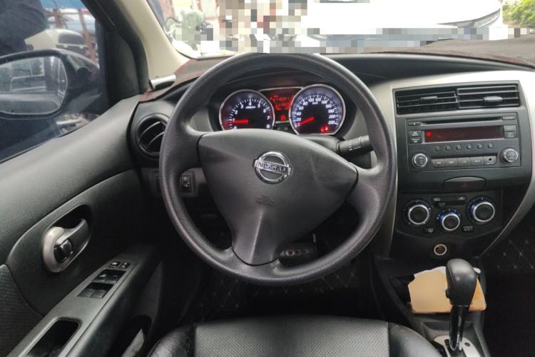 Used Nissan Livina 2015 1.6XE CVT Comfort Edition Steering Wheel