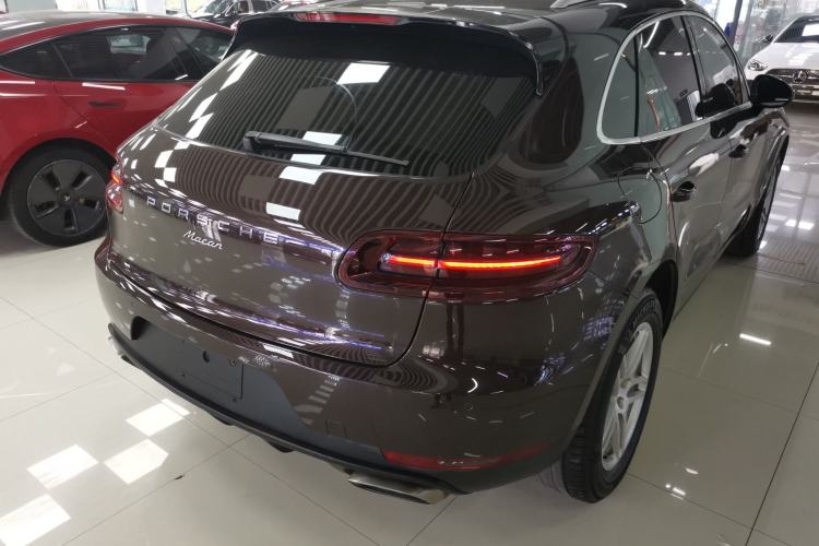 Used Porsche Macan 2017 Macan 2.0T

