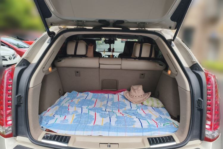 Used Cadillac SRX 2013 3.0L Luxury Model Trunk