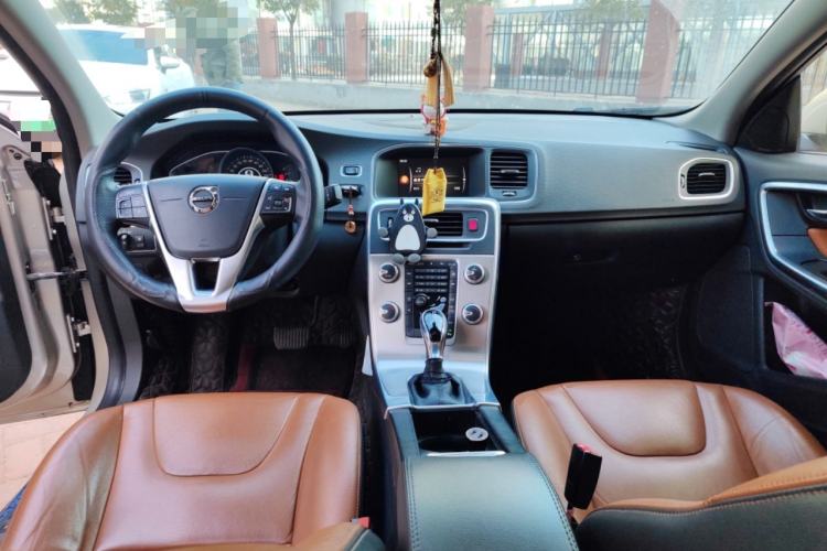 Used Volvo S60 2019 S60L Facelift T5 Intelligent Advanced Edition
