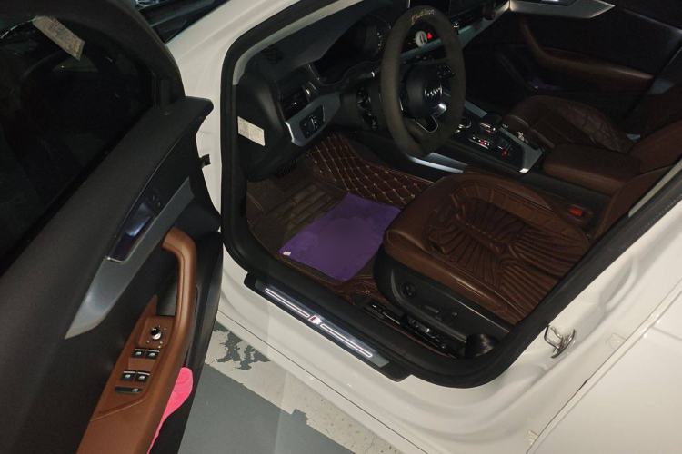 Used Audi A4L 2017 Plus 45 TFSI quattro Sport model
