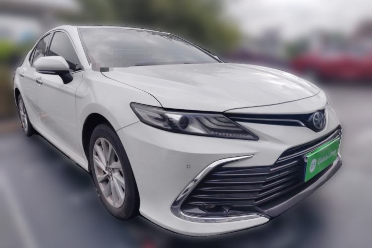 Used Toyota Camry 2021 2.0G Luxury Edition Front Right 45 Deg
