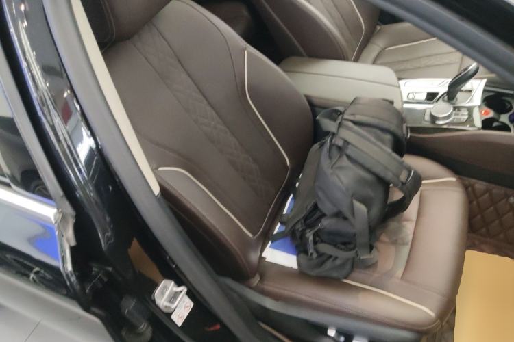 Used BMW 5 Series 2021 525Li Luxury Package
