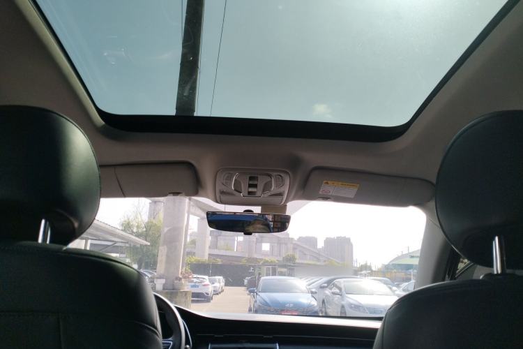 Used Roewe RX5 MAX 2019 300TGI Automatic 4G Connect Luxury Edition