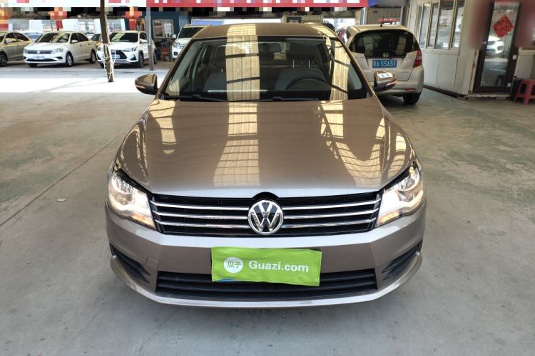 Used Volkswagen Bora 2014 1.6L Manual Fashion Edition
