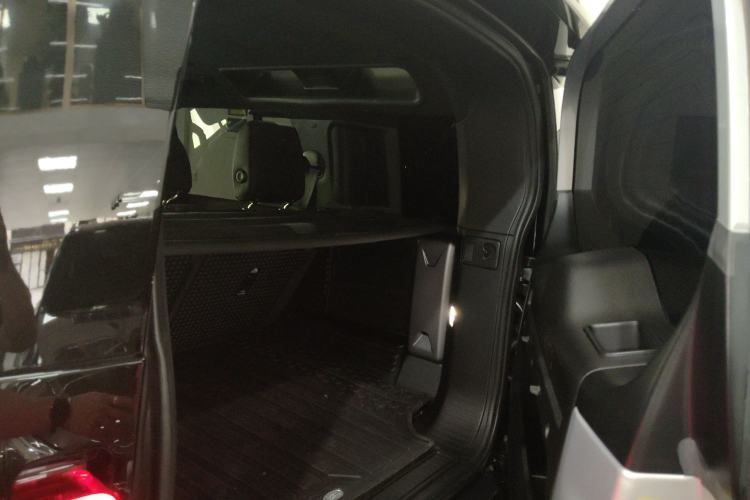 Used Land Rover Defender 2020 110 P400 SE