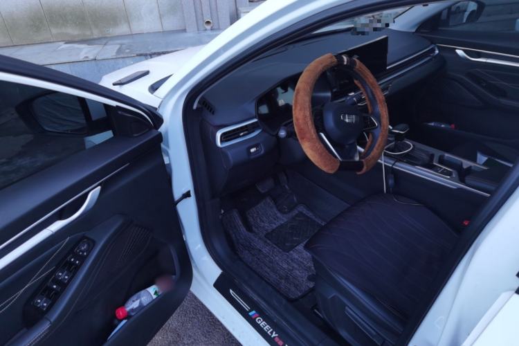 Used Geely Auto Emgrand 2025 4th Generation 1.5L CVT Longteng Edition