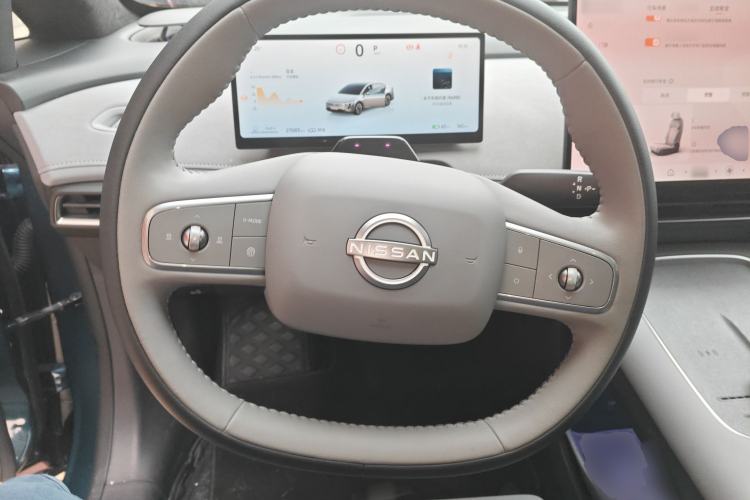 Used Nissan N7 2025 510 Max Steering Wheel