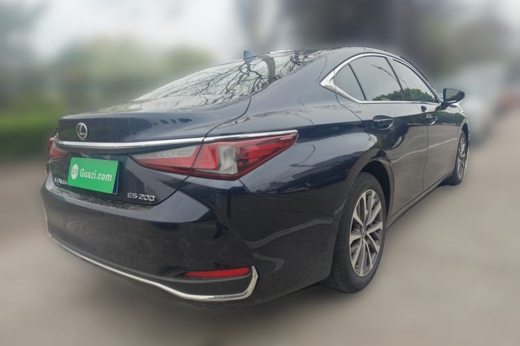 Used Lexus ES 2022 200 Excellence Edition Rear Right 45 Deg