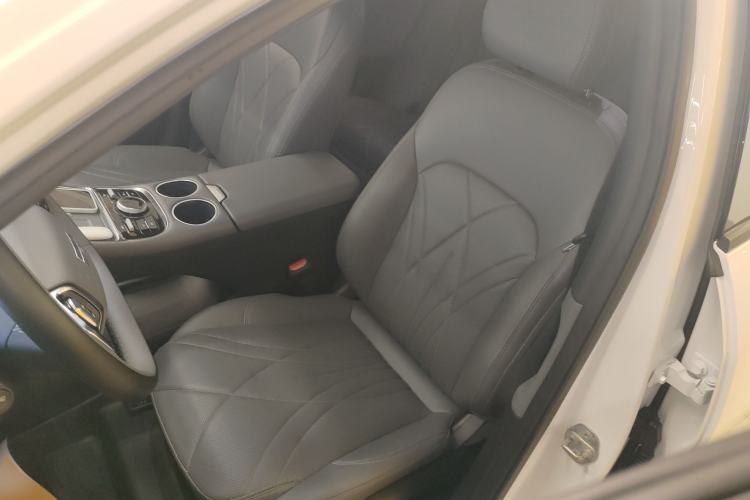 Used Geely Galaxy L6 2025 EM-i 140km Explorer+ Edition