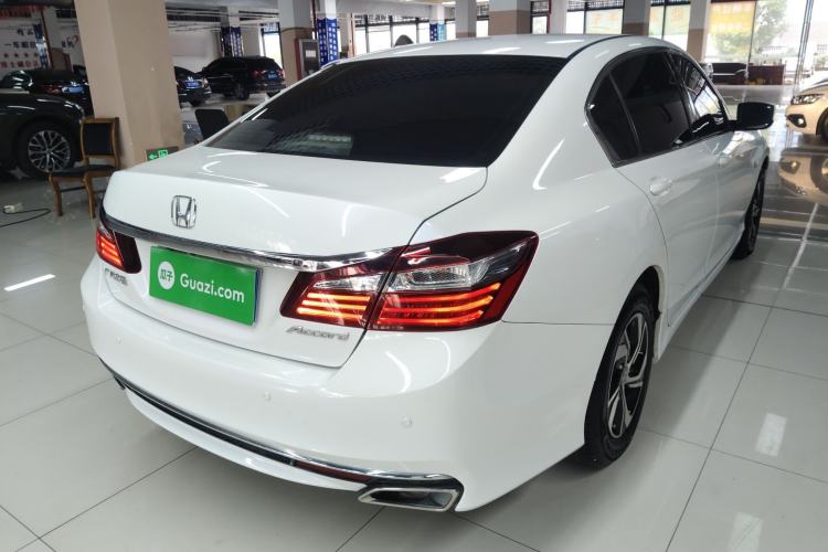 Used Honda Accord 2016 2.0L Comfort Edition
