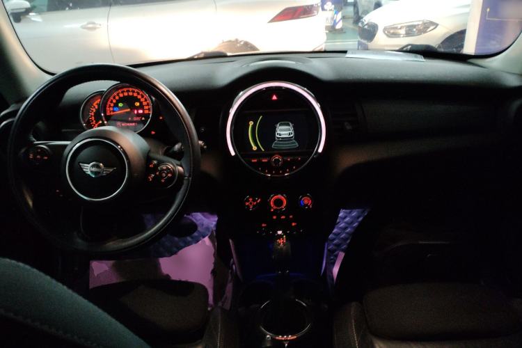 Used MINI MINI 2016 1.5T COOPER
