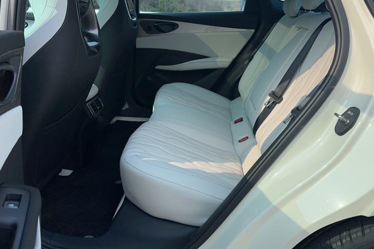 Used BYD Seal 06 New Energy 2025 DM-i Intelligent Drive 120KM Flagship Model