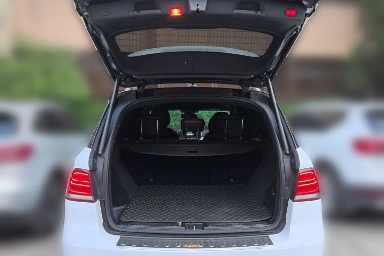 Used Mercedes-Benz GLE AMG 2017 AMG GLE 43 4MATIC Trunk