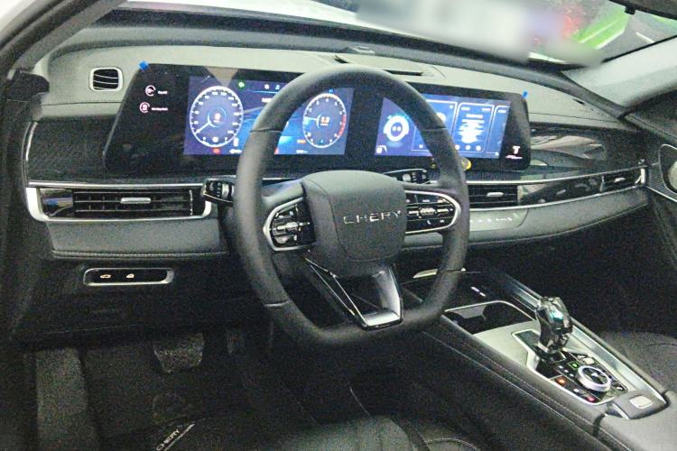 Used Chery Tiggo 7 PLUS 2025 1.6 TGDI AT Prestige Version