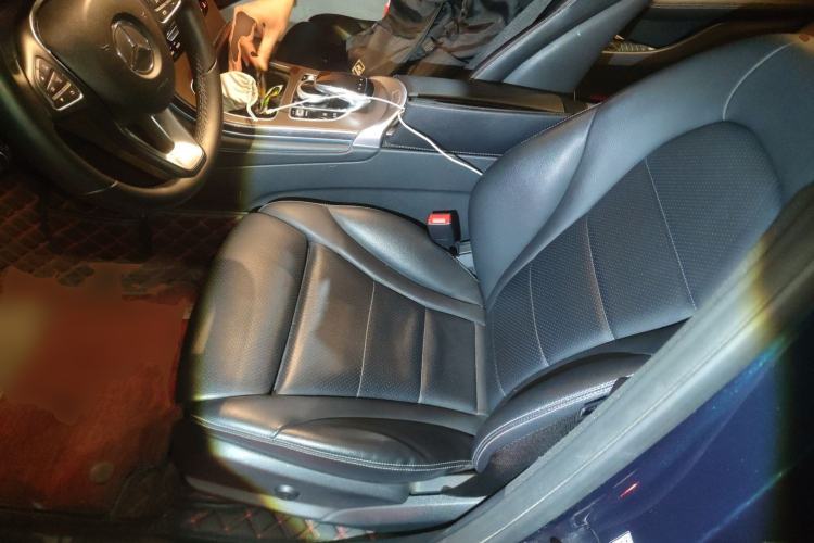 Used Mercedes-Benz GLC 2019 GLC 300 L 4MATIC Dynamic Model Left Front Seat