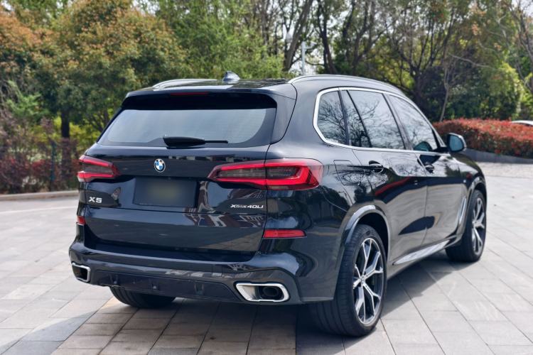 Used BMW X5 2022 Restyled xDrive 40Li M Sport Package Exterior 11